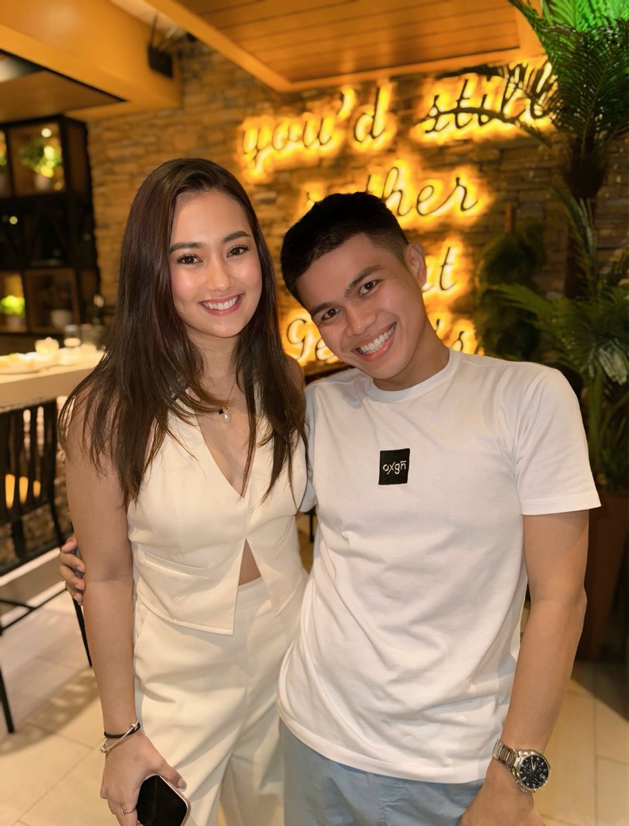 jaysonbet's tweet photo. Atm with Jasmine Helen Dudley-Scales ❤️
Me : Hello Jas nice to see you again , Trending ka lage sa mga post ko. 🫶
Jas : Thank you so much po ❤️
ang bait sobra 👋 #PBBGen11 #pbbjas https://t.co/fV6WBacROy
