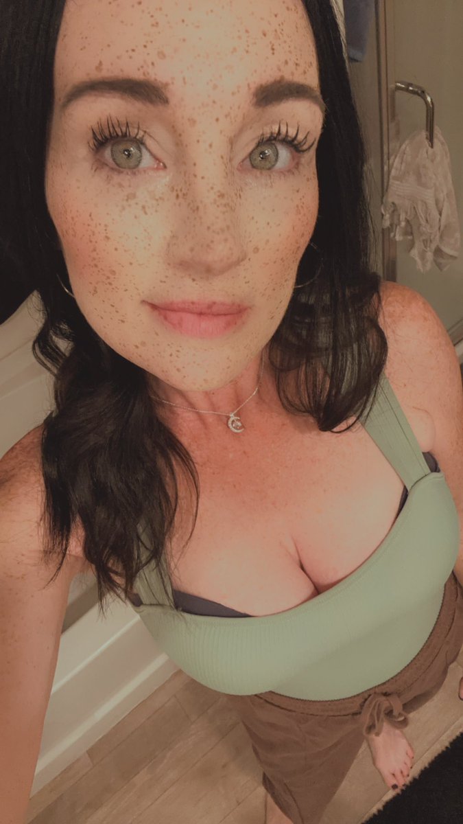 AstroGirl 🌜💨✨ tweet media