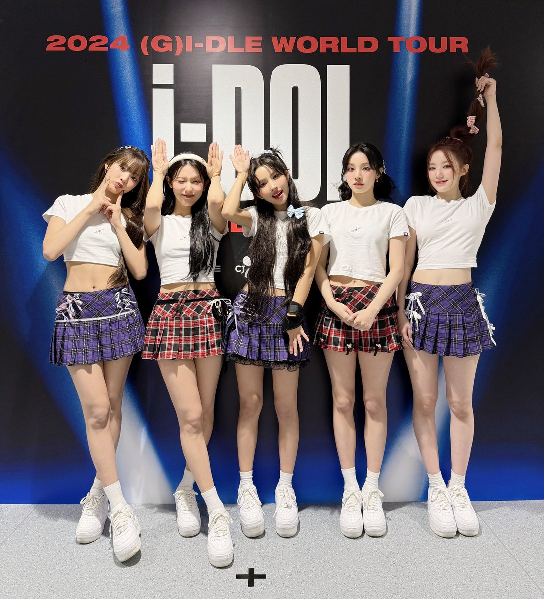 official_i_dle's tweet photo. [📸] 241031 @ 2024 (G)I-DLE WORLD TOUR [iDOL] IN MELBOURNE

멜버른 공연도 네버랜드 덕분에 행복하게 완료 💗
언제나 (여자)아이들의 빛이 되어줘서 고마워요!
네버랜드의 따뜻한 응원과 사랑을 마음속 깊이 새길게요 🥰

#여자아이들 #GIDLE
#iDOL
#2024_GIDLE_WORLDTOUR https://t.co/lzpzH4GXN6