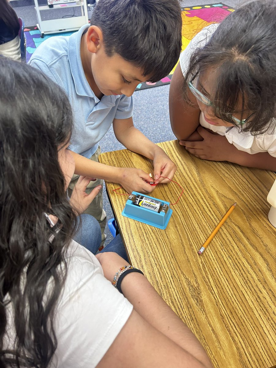 Mrs. Patterson tweet media