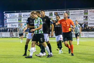 Behounek heeft medelijden met Willem II-supporters: ‘Tweeënhalf uur gereisd op een doordeweekse dag, om ons 'shit' te zien spelen’ dlvr.it/TFwKwl