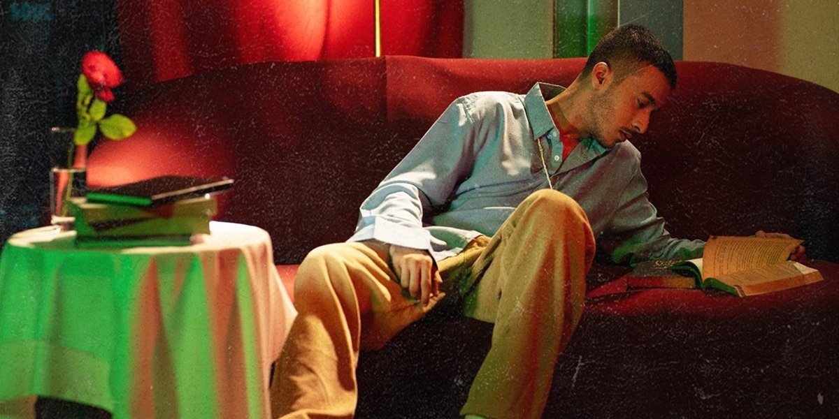 Usai Rilis Album 'Lesson Learned', Ini Rencana Aziz Hedra Selanjutnya: Aziz Hedra baru saja merilis album. Berikut selengkapnya. dlvr.it/TFwLmz