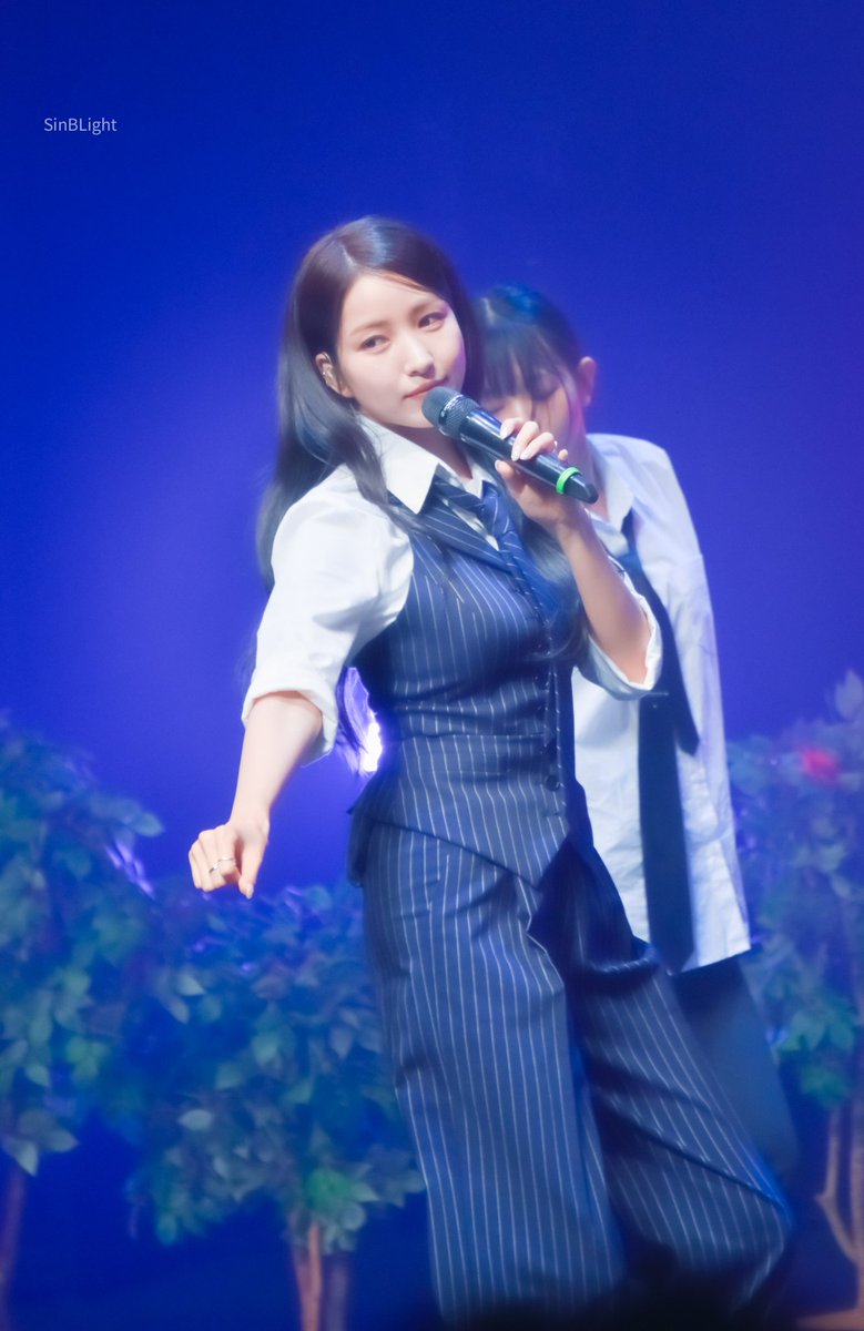sinblight0603's tweet photo. 241026 SOWON 1st FANMEETING ‘All My Wishes’

#소원 #김소원 
#김소정
#여자친구 #GFRIEND https://t.co/SRKFMIWURD