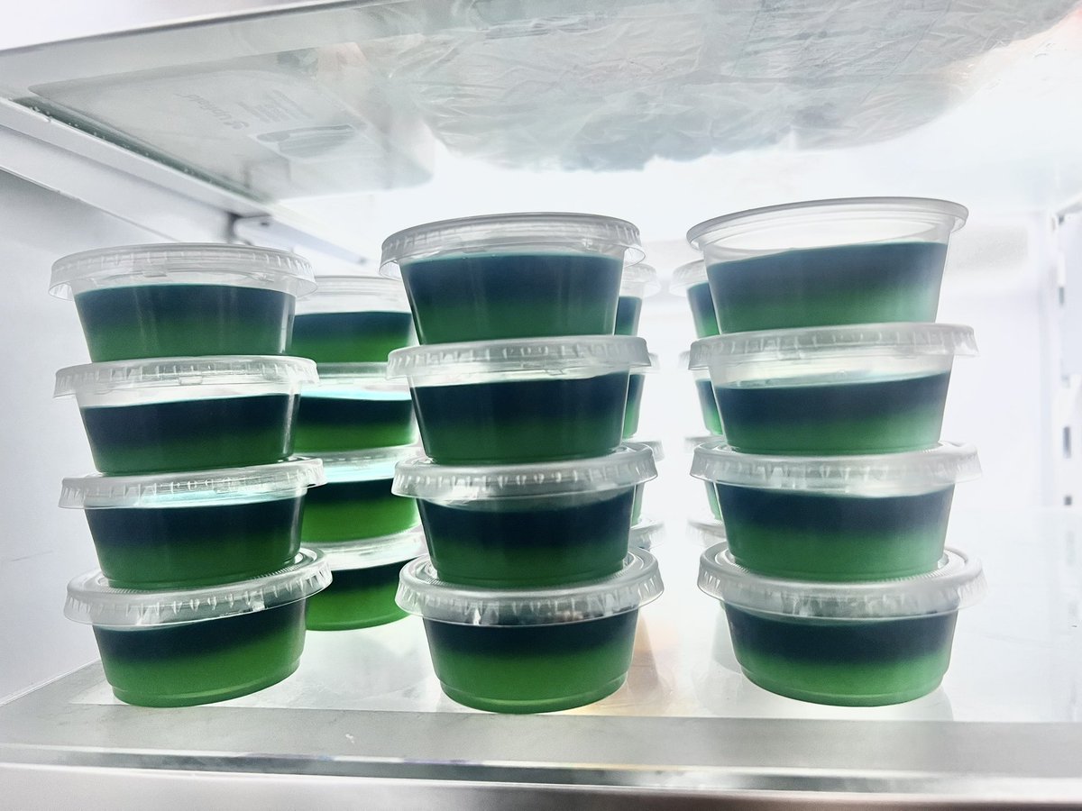 MrSoprano21's tweet photo. Happy Halloween 🎃. The poison apple jello shots are ready for consumption, @sezshwon 👻🤩
#EightHours https://t.co/DA4IURUrst