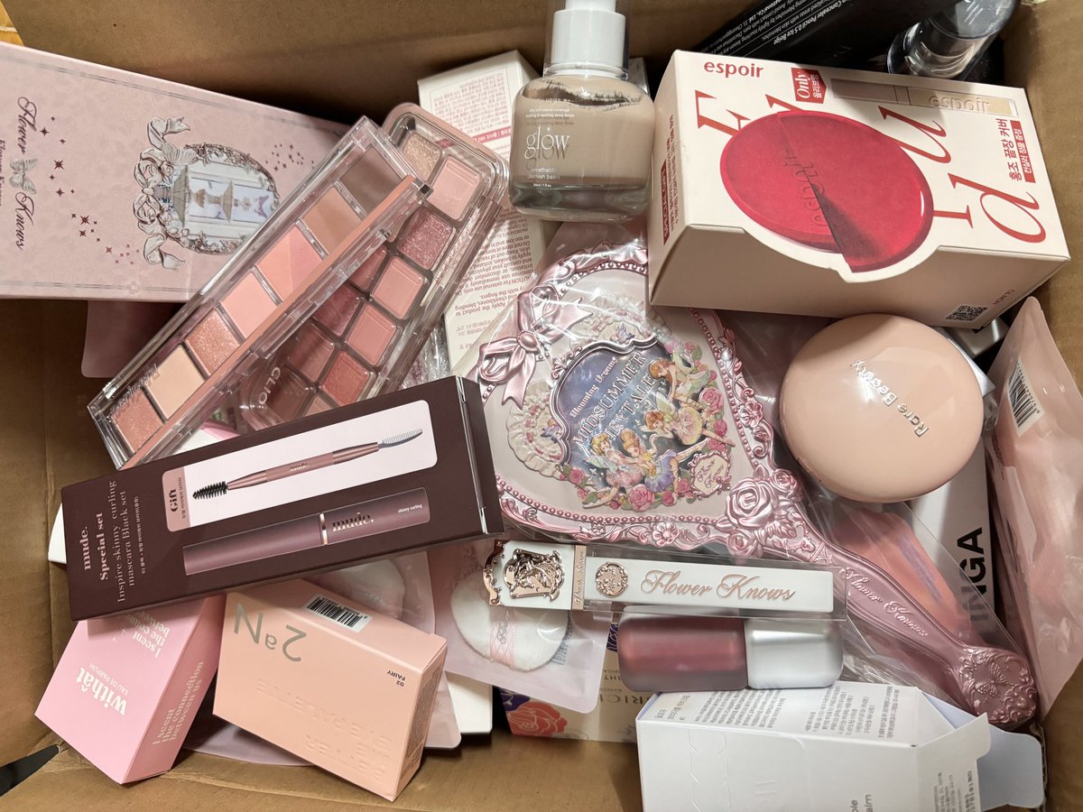 โละ คสอ สภาพดีมาก มีเยอะมาก
บางชิ้นไม่เคยใช้ ซื้อมาเก็บไว้อย่างเดียว

รีทวิต ส่งฟรีไปรษณีย์

สั่งซื้อได้ทาง dm 

#ส่งต่อ #ส่งต่อเครื่องสําอาง #ส่งต่อคสอ #ไว้ส่งต่อห้ามขายของโว้ยย #ไว้ส่งต่อห้ามขายของโว้ย #HowtoPerfect #คสอเกาหลี #คสอพร้อมส่ง #ส่งต่อเสื้อผ้า #ส่งต่อเสื้อผ้ามือสอง