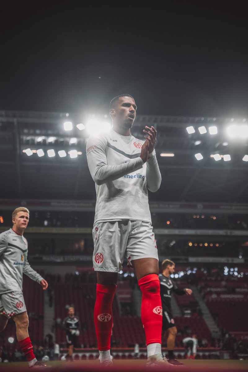 1. FSV Mainz 05 tweet media