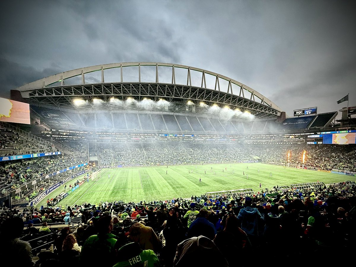 walschots's tweet photo. @SoundersFC 👻 https://t.co/4bOhhoSQLL