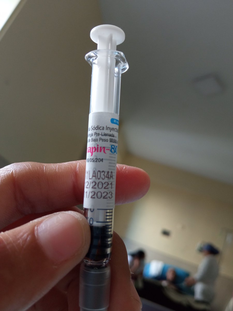 Este es el medicamento que me están inyectando, enoxaparina sódica de 60mg. Los que tienen en el hospital están vencidos, en farmatodo y Locatel no hay. Si pueden ayudarme a ubicarlos les agradezco, comprados o en donación. Muchas gracias.