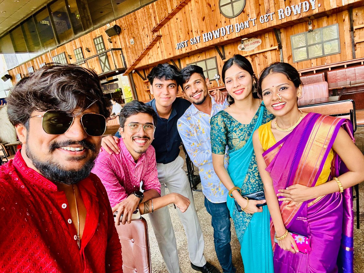 TechCryptors's tweet photo. Diwali celebrations at Tech Cryptors Private Limited filled with laughter, joy, and the spirit of togetherness 🤩🎉 Happy Diwali from TCIS to you & your Family 🪔🧨
#DiwaliCelebration #TeamBonding #ITServices #FestiveSeason #Diwali2024 #TeamCulture #OfficeDiwali #TechCryptors https://t.co/R3OiRM8jSs