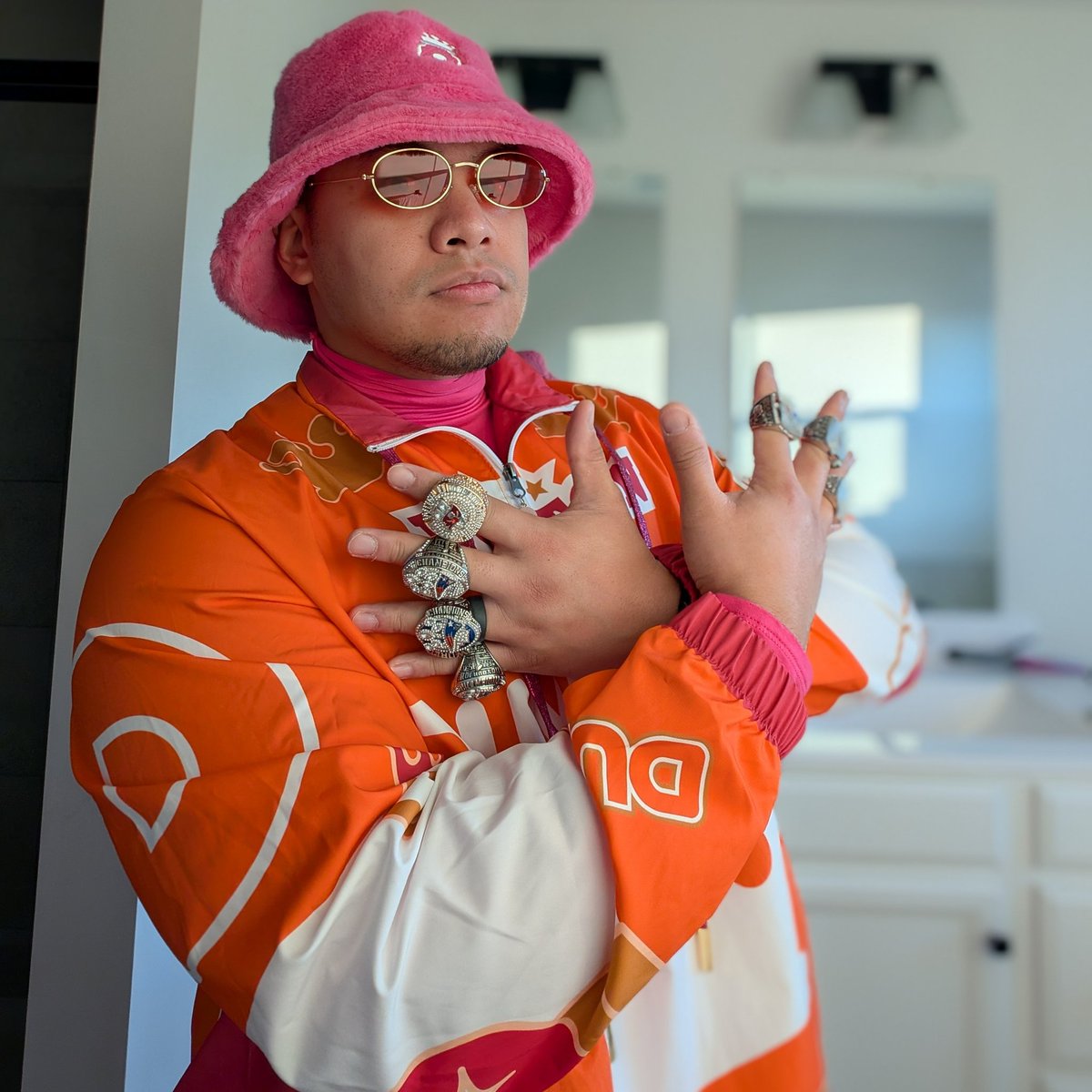 Touchdown Tommy comin outta retirement! #lvraiders #superbowl2026 #dunkings #dunkin #tombrady  <a href="/TomBrady/">Tom Brady</a> <a href="/dunkindonuts/">Dunkin'</a>