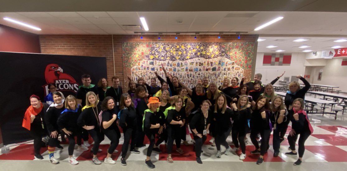 KarieBuck22's tweet photo. I love teaching with superheroes @ayerelementary @FHSchools 🎃🎃 https://t.co/SNDrKJE6WV