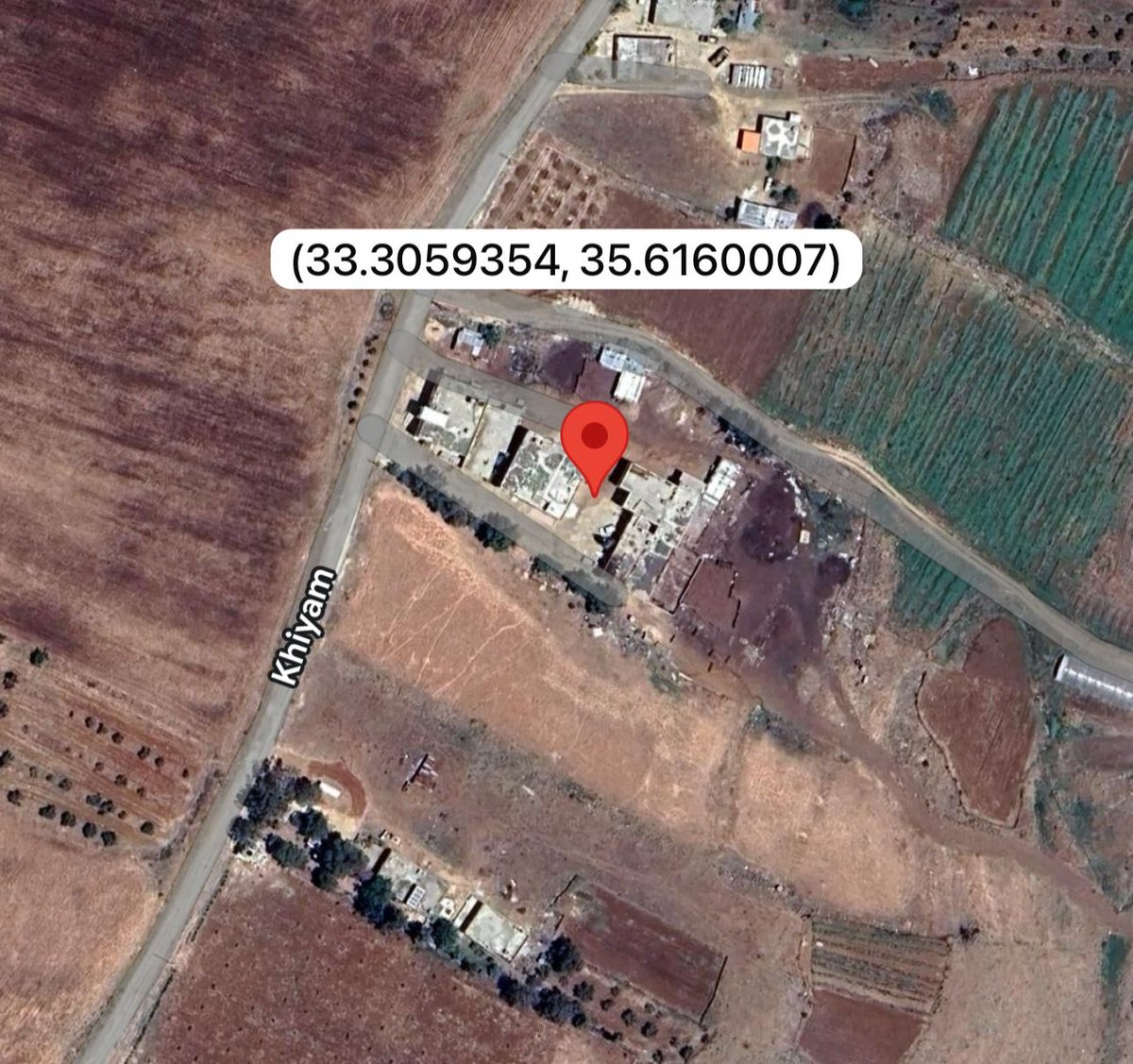 The Israeli enemy refuses to grant permission for ambulances to enter and rescue 20 civilians, mostly children and women, in the Wata al-Khiyam area. (Coordinates: 33.3059354, 35.6160007). These individuals have been trapped under the rubble for 72 hours, with no serious efforts