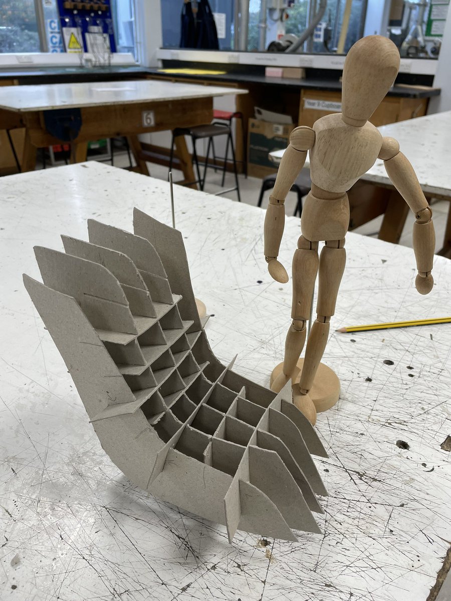 CharnwoodDT's tweet photo. Post 16 flat pack chair brief. Looking at ergonomics, anthropometrics and prototype modelling. https://t.co/qBJZTe3k1c