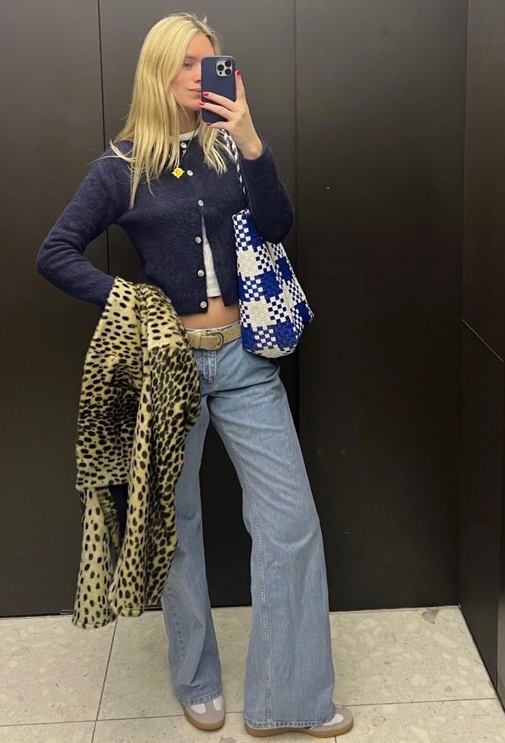 cardy cardigan tweet media