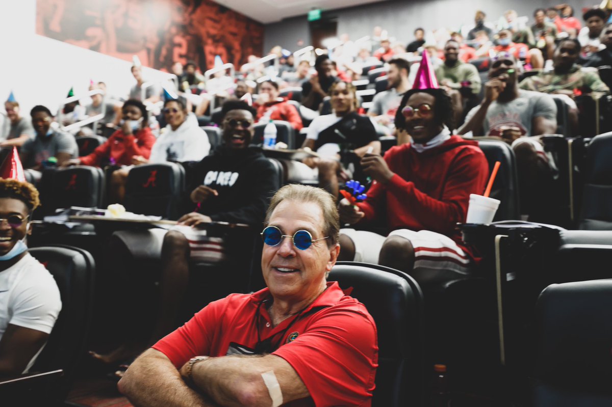 BryantDenny_UA's tweet photo. hbd, to the goat, himself 😎 https://t.co/YNCJ0tSgzB