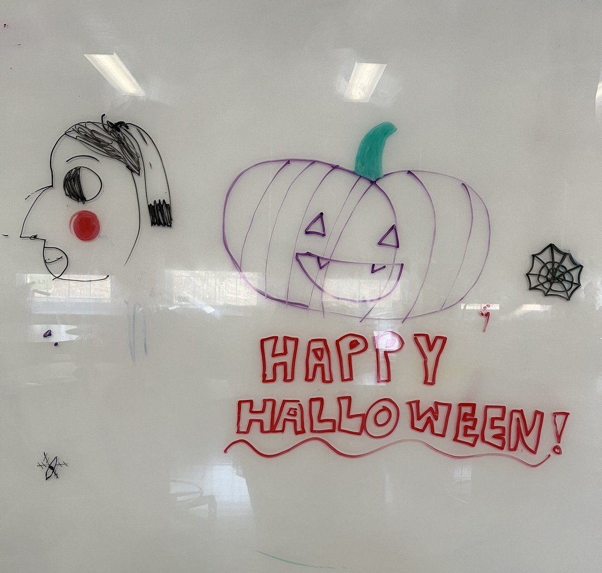 WJHSL3's tweet photo. 🎃 fun in L3 @WCSDEmpowers @ASchout10 @vw_innovation @WJHS75 https://t.co/76PBptbMFb
