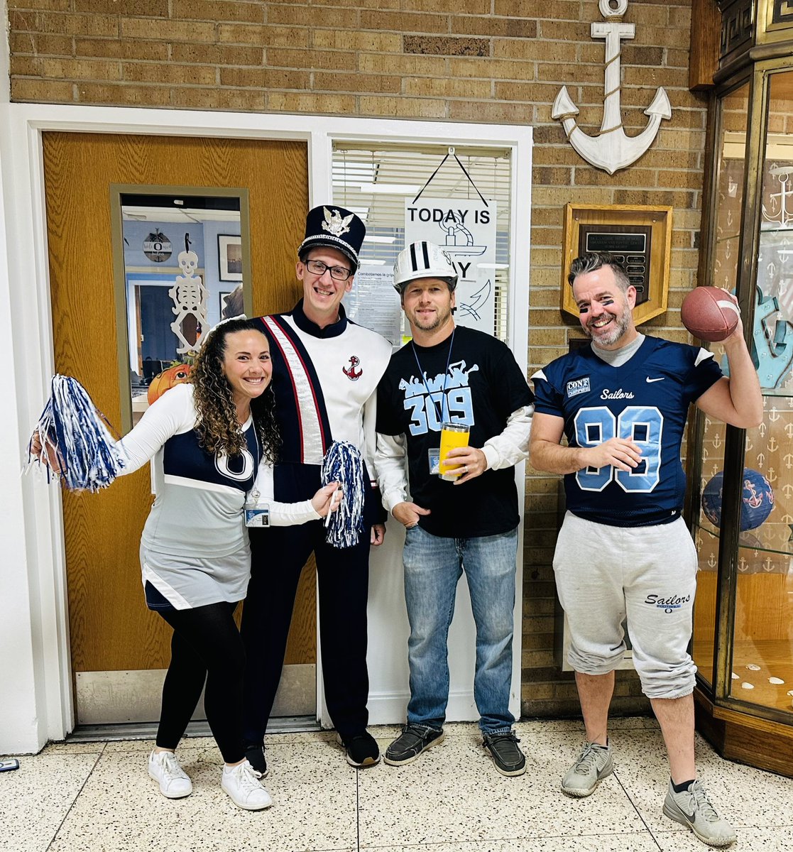Happy Halloween 🎃 👻 from OHS! #FridayNightLights🏈 #GoSailors #SailorNation @TeachMitch <a href="/OHSmekeel/">Keith Mekeel</a> <a href="/MrCarbonetti/">Mr. Carbonetti</a> <a href="/OSchoolsPR/">Oceanside School District #OSD_NY</a> <a href="/osdAthleticdept/">OSD Athletics, Physical Education and Health</a>