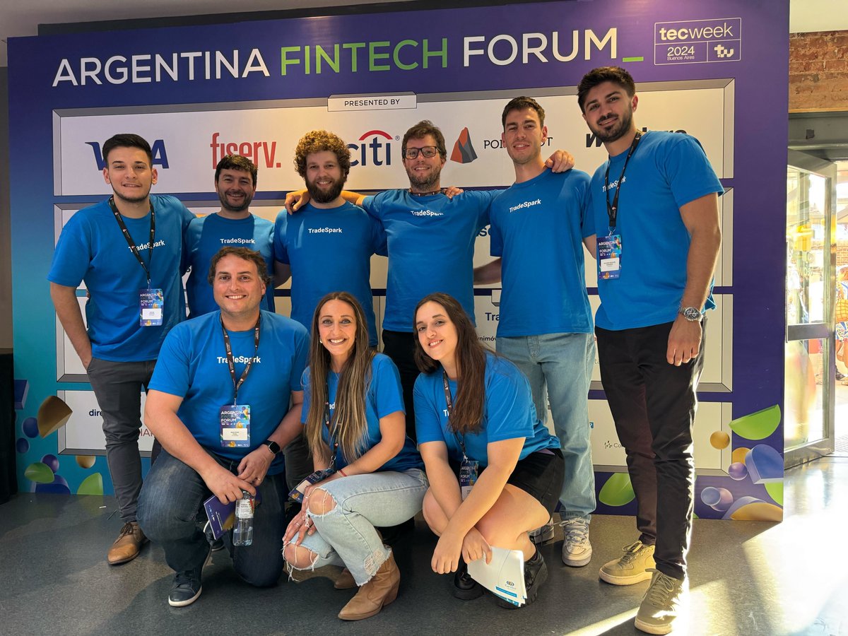 ATradeSpark's tweet photo. 🌟 Estar presentes en el Fintech Forum 2024 fue una gran oportunidad para conectar con los referentes del sector y sumarnos a las conversaciones clave sobre el futuro de la tecnología financiera en Argentina.

Como sponsors, reafirmamos nuestro compromiso con el desarrollo del trading algorítmico, llevando la innovación más lejos cada día🚀

¡Gracias a todos los que nos acompañaron en este evento transformador! 🙌✨