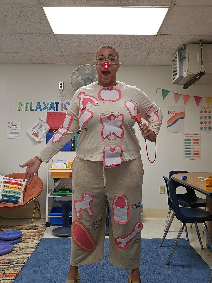 Did someone say...Halloween?<a href="/CentralES1/">Central ES</a> knows their school counselor LOVES a good costume! Have a Happy and Safe Halloween 
🎃 👻 #Operation #HappyHalloween2024