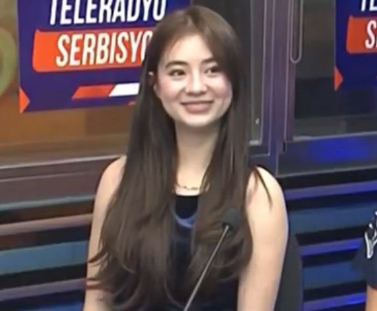 chandeeria's tweet photo. PAKAGANDA NI EAGIRL OMG I LOVE HER LEWK https://t.co/o2kiooxyyf