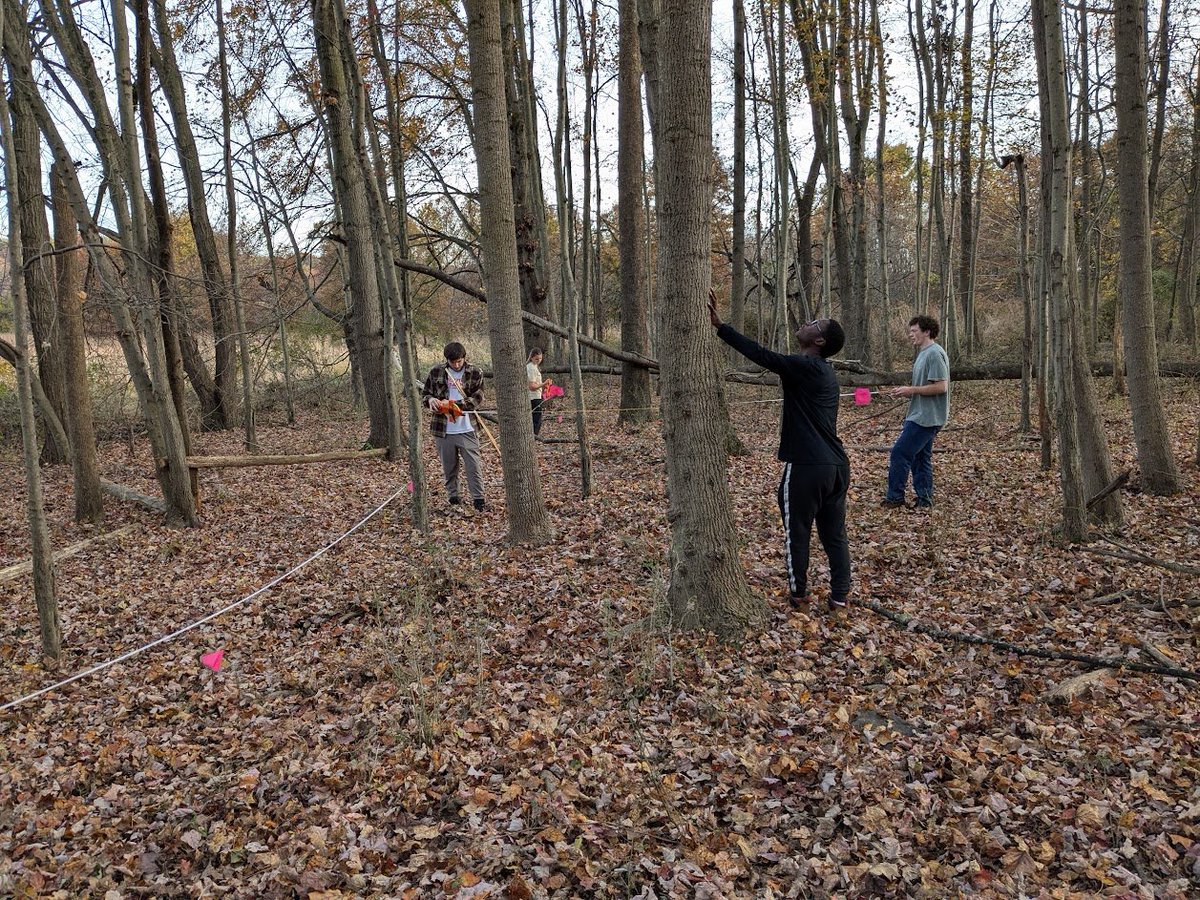 DocTsuga's tweet photo. Ecology class update: We continued our salamander ecology project in lab this week as student groups pursued their own ideas for why salamanders are in some areas and not others. Ideas emphasized: Understory (shrub) veg, soil environment, and landscape position. @IrvineNature https://t.co/wMqkp7yx97