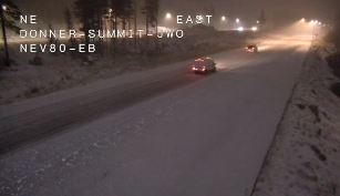 KCBSAMFMTraffic's tweet photo. #TheSierra: There are chain requirements this morning for I-80 over Donner Summit. Look for delays between Cisco Grove and the Donner Lake Interchange. #KCBSTraffic Photos: Caltrans https://t.co/nDehGtvXpv