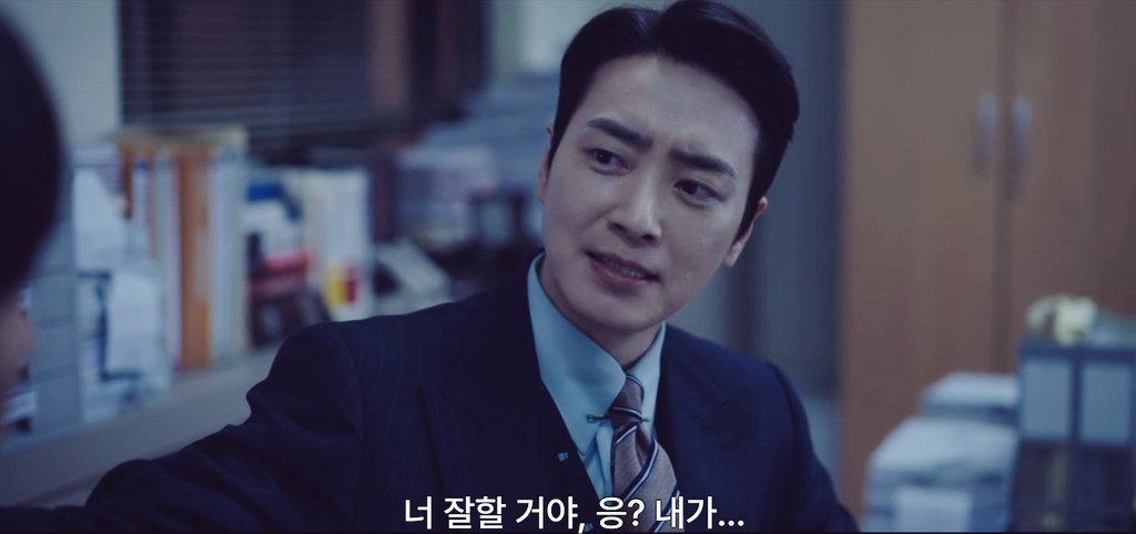 DADA_N09's tweet photo. 동재 이때 말 끊고 복잡한 표정 지은 거.. 원래는 "너 잘할 거야, 응? 내가 그동안 널 어떻게 가르쳐 놨는데~" 이런 말 하려다가, 부장한테 "(성시운이) 그 방에서 뭘 배우기나 했는지는 모르겠지만." 소리 들은 거 생각나서 그런 거야..? 맞으면 나 일단 울고 올게............ https://t.co/wS4GuZNDdy