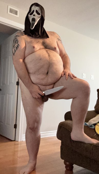 Who knew Ghostface chic was so&hellip; revealing? 👻🔪 Trick or treat, babe?  Happy Halloween! 🎃💀😈😜 https://t<a href="/tag/exclusivecontent"class="tags"><span>#exclusivecontent</span></a><a href="/tag/onlyfans"class="tags"><span>#onlyfans</span></a>