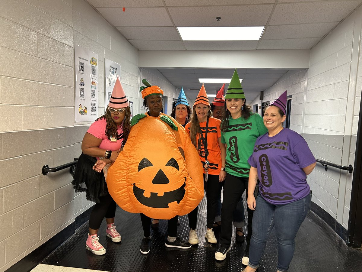 Rashida (@thelitap) on Twitter photo Good morning ☀️ From our crew, to your crew….We ARE the office crew!!💛🖤💛We ARE Powers Ferry! 🐾 <a href="/PowersFerryES/">Powers Ferry Elementary School</a> <a href="/ElaynaWilson1/">Elayna Wilson</a> Good morning ☀️ From our crew, to your crew….We ARE the office crew!!💛🖤💛We ARE Powers Ferry! 🐾 <a href="/PowersFerryES/">Powers Ferry Elementary School</a> <a href="/ElaynaWilson1/">Elayna Wilson</a>