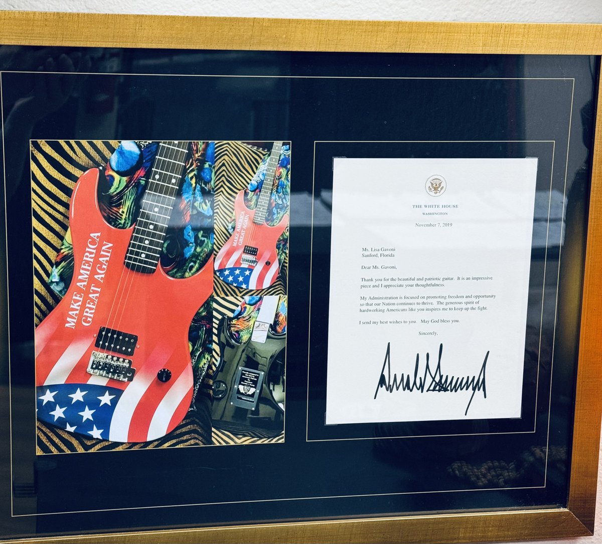 brandoguitars's tweet photo. You do have a guitar...&amp; You ROCK!
@realDonaldTrump  #MAGA2024  #USA  @NEWSMAX  @elonmusk https://t.co/31r8e7iT7M