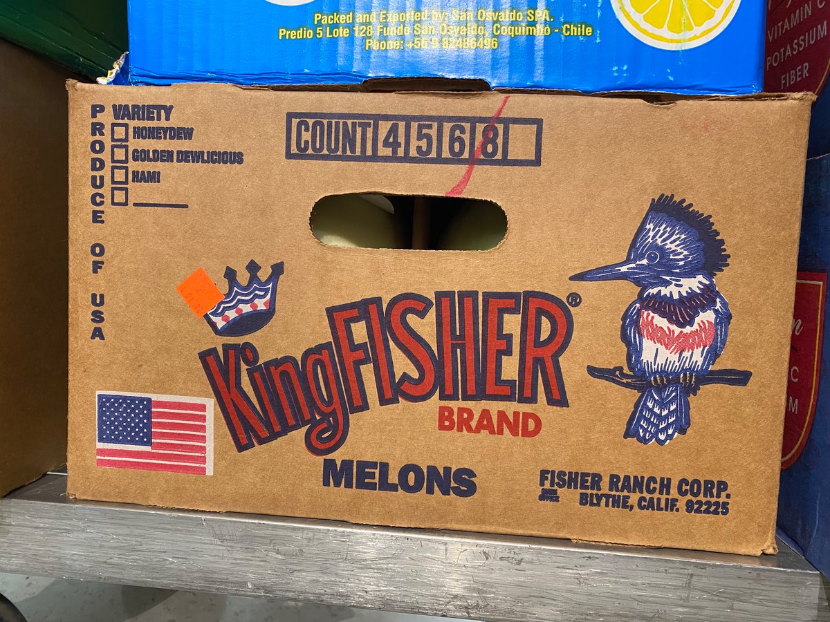 travis_norman's tweet photo. Looking for a design space untouched by the trend of dull, uninspired logos?

I give you: produce boxes https://t.co/IxnCRZIUeE