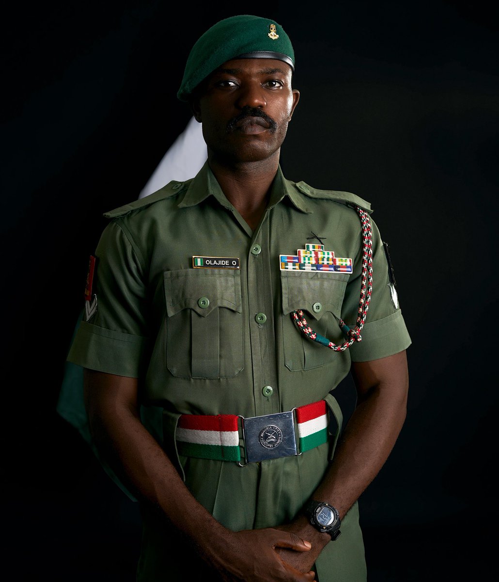 ÀKÓBÍI DADDY MI tweet media