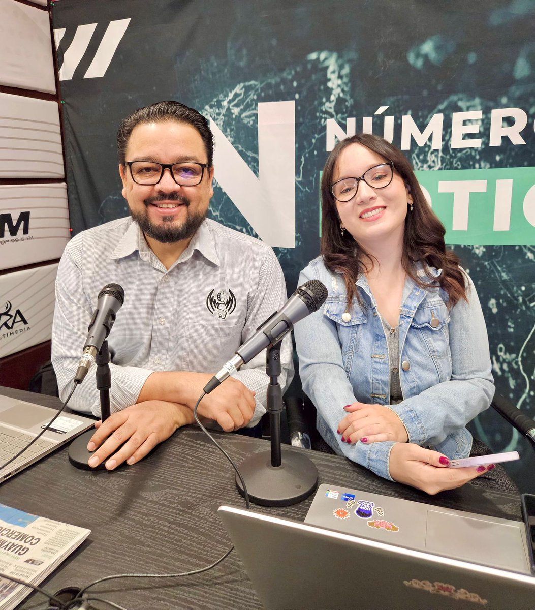 ¡Feliz jueves! 🎃👻 Con rolas "halloweenescas",  <a href="/conradoqr/">Conrado Quezada R. 🐍</a> y <a href="/mayracedilloo/">Mayra Cedillo</a> le informan y acompañan en #1Noticias, a través de <a href="/bfm995/">BFM 99.5</a>.📻 

Sigue la transmisión en vivo 📹🔴 facebook.com/share/v/hcg2bH…