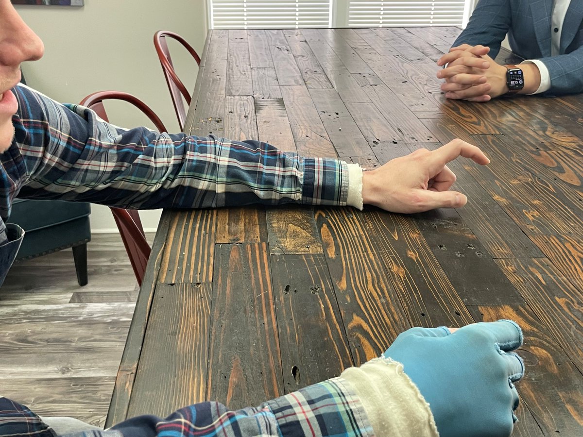 DiCello Levitt and <a href="/thepplslawfirm/">thepeopleslawfirm</a> are fighting for a #Phoenix man who suffered third-degree burns after police held him against the hot pavement for 4+ minutes | bit.ly/MichaelKenyon