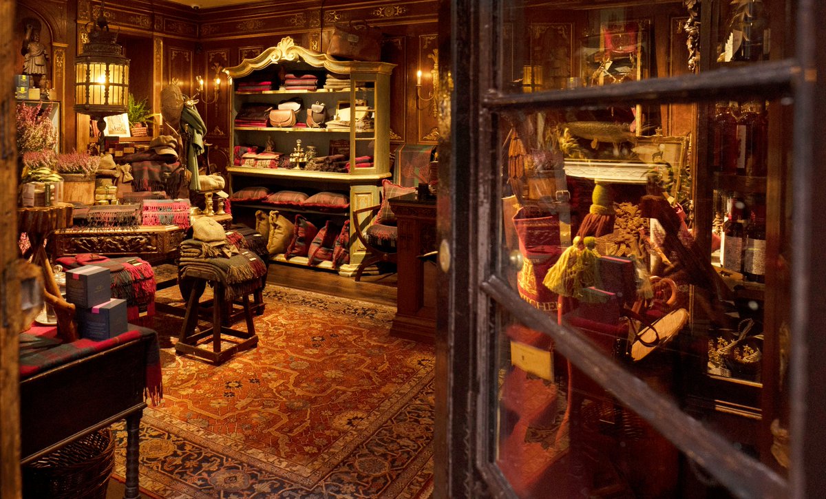 Simpson & Brown (@simpsonandbrown) on Twitter photo What better day to unveil The Witchery Shop than Halloween! Simpson & Brown have been working with a skilled team of craftspeople to create a unique retail space beside the famous <a href="/TheWitcheryEdin/">The Witchery</a> hotel and restaurant on Edinburgh’s Royal Mile. What better day to unveil The Witchery Shop than Halloween! Simpson & Brown have been working with a skilled team of craftspeople to create a unique retail space beside the famous <a href="/TheWitcheryEdin/">The Witchery</a> hotel and restaurant on Edinburgh’s Royal Mile.