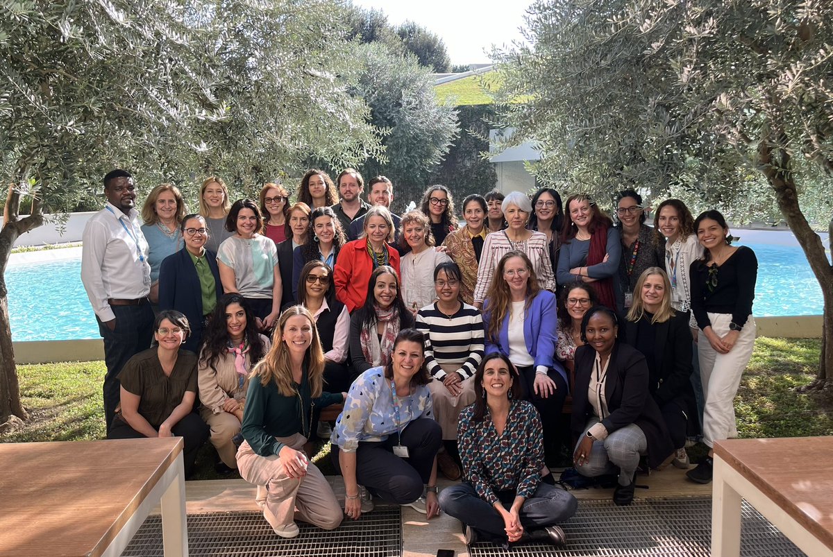 FionaFunke's tweet photo. Important conversations on #GenderTransformativeApproaches for food security and nutrition at @WFP 🇺🇳with colleagues from @FAO, @IFAD &amp; @EU_Partnerships 🇪🇺 to deepen knowledge and share learnings from the #JPGTA https://t.co/S2lVZMpfBW