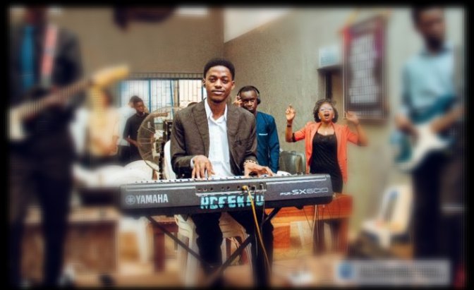 JosephVict44111's tweet photo. AJkeyz 🎹🎹🎹 https://t.co/jg26ZNOP86