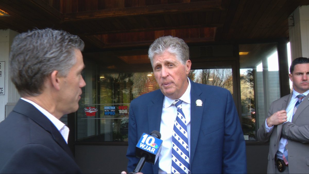 NBC10's tweet photo. NBC 10’s Brian Crandall spoke with Gov. Dan McKee as he exited a radio station interview Thursday morning. Crandall asked for the governor’s response to the end of the ILO investigation. @nbc10_brian 

https://t.co/NKnWGaJzst https://t.co/pbrXTN1KoW