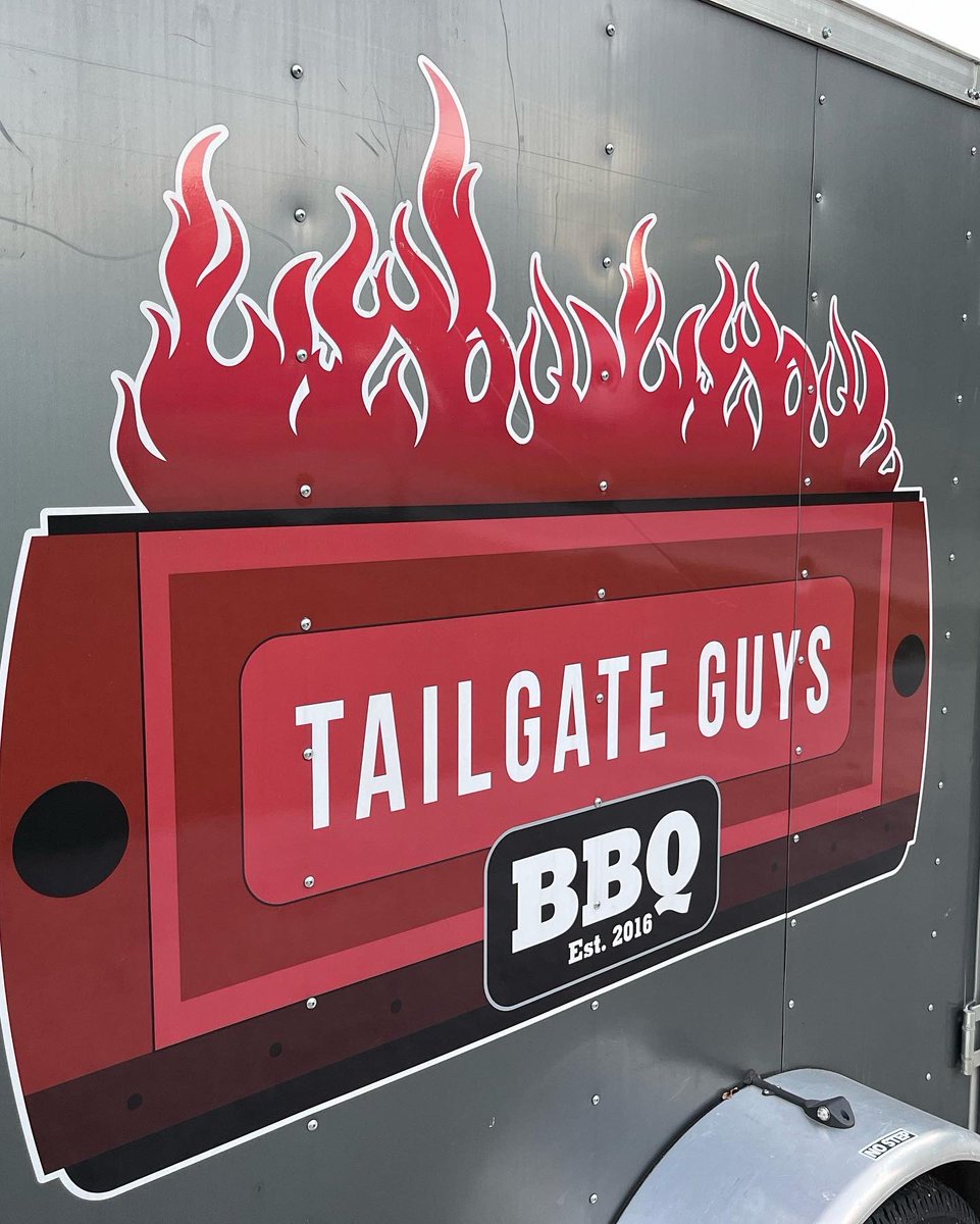 On the road to <a href="/AmericanRoyal/">American Royal</a> World Series of BBQ. Thanks to our Royal sponsor <a href="/realSTLsignman/">marty Prather</a> #ARBBQ2024