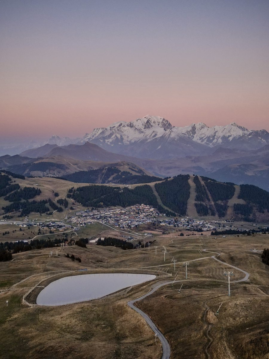 les Saisies tweet media