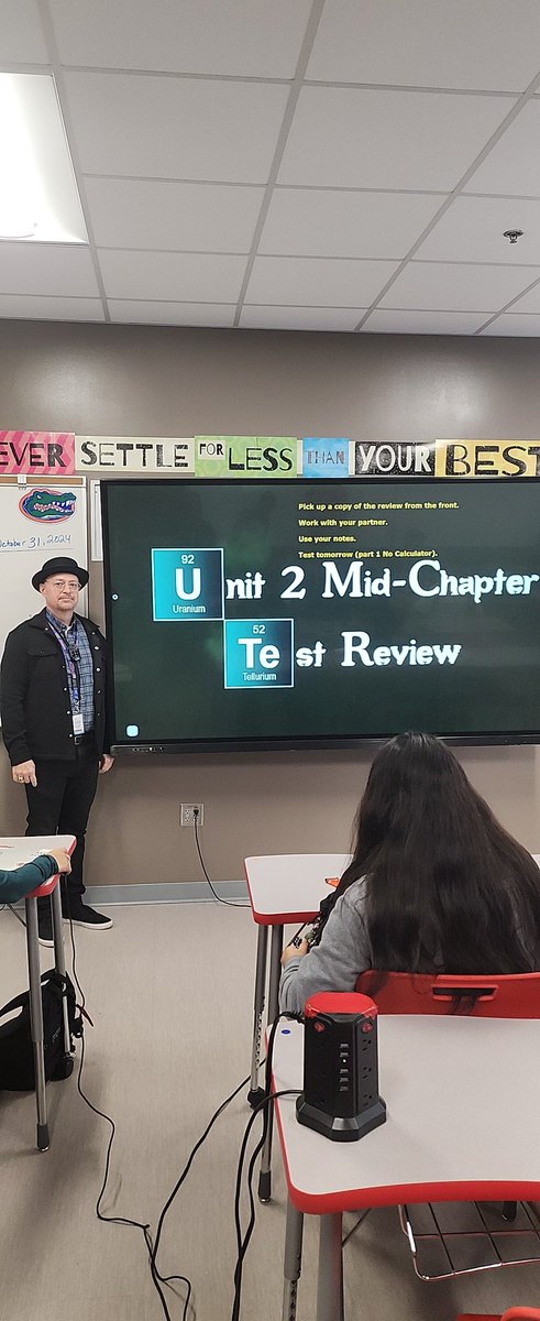 PrincessOfMath's tweet photo. Walter White teaches Calculus, too! @Indians_IHS #IHSPRIDE #BreakingBad https://t.co/qsovPLIEwH