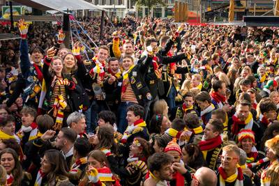 WhatsApp vertelt je waar je moet zijn tijdens 11-11: Den Bosch hoopt drukte te spreiden dlvr.it/TFwR5q