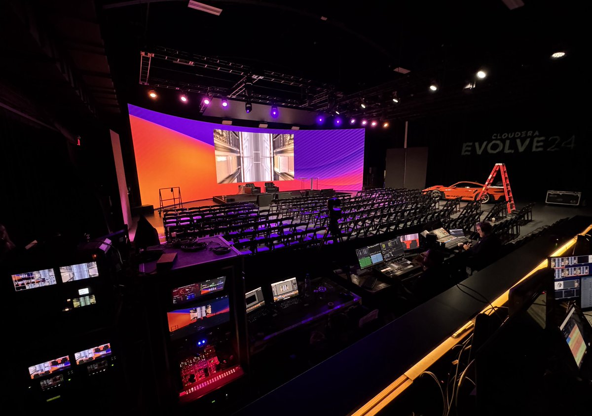 NMR_Events's tweet photo. Earlier this month, we had the pleasure of working on Cloudera’s Evolve 24 event at NYC’s iconic Pier 59 Studios! 📸 Check out some of these photos!

#nmrevents #cloudera #eventproduction #NYC #evolve24 #audiovisual #ledwall #pier59 #eventspecialists #eventtech https://t.co/g25K8vDoUJ