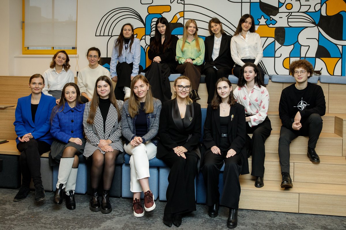 CPMALithuania's tweet photo. #CreateUkraine participants are in Lithuania to learn from the successful #CreateLithuania model. Inspired by Lithuania’s experience, Ukraine is developing a similar programme to encourage Ukrainians abroad to return and work in the public sector. #CoCreateFutureOfUkraine #LTAid https://t.co/gy0zoeTqmB