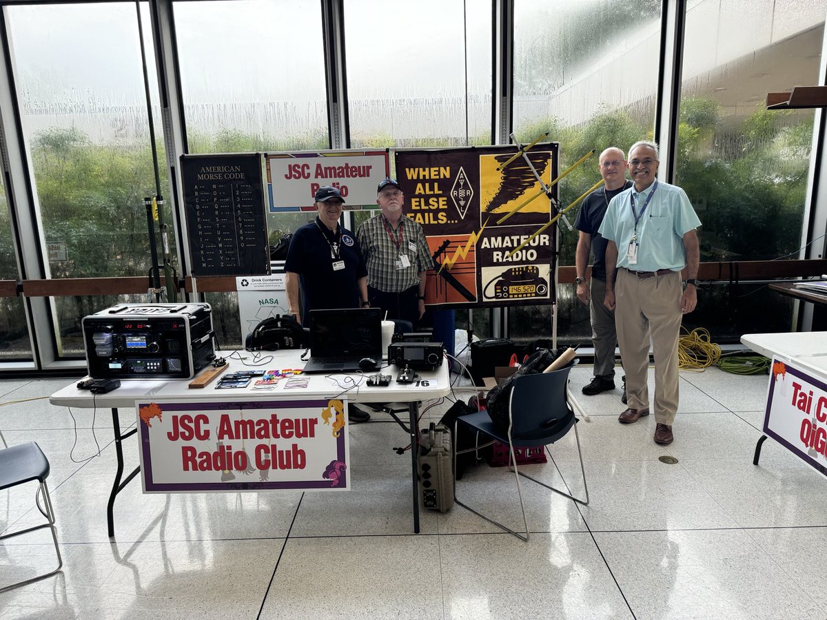 jayant281's tweet image. ⁦@W5RRR_JSCARC⁩ ⁦⁦@NASA⁩ ⁦@arrl⁩ ⁦@ARRL_ARES⁩ ⁦@LongIslandCW⁩ ⁦@TxRadioGeek⁩ ⁦@NASA_Johnson⁩ ⁦@TPWDparks⁩ ⁦@Parksontheair⁩ NASA Johnson Space Center Safety and Health Day 2024 - volunteering with JSC Radio Club