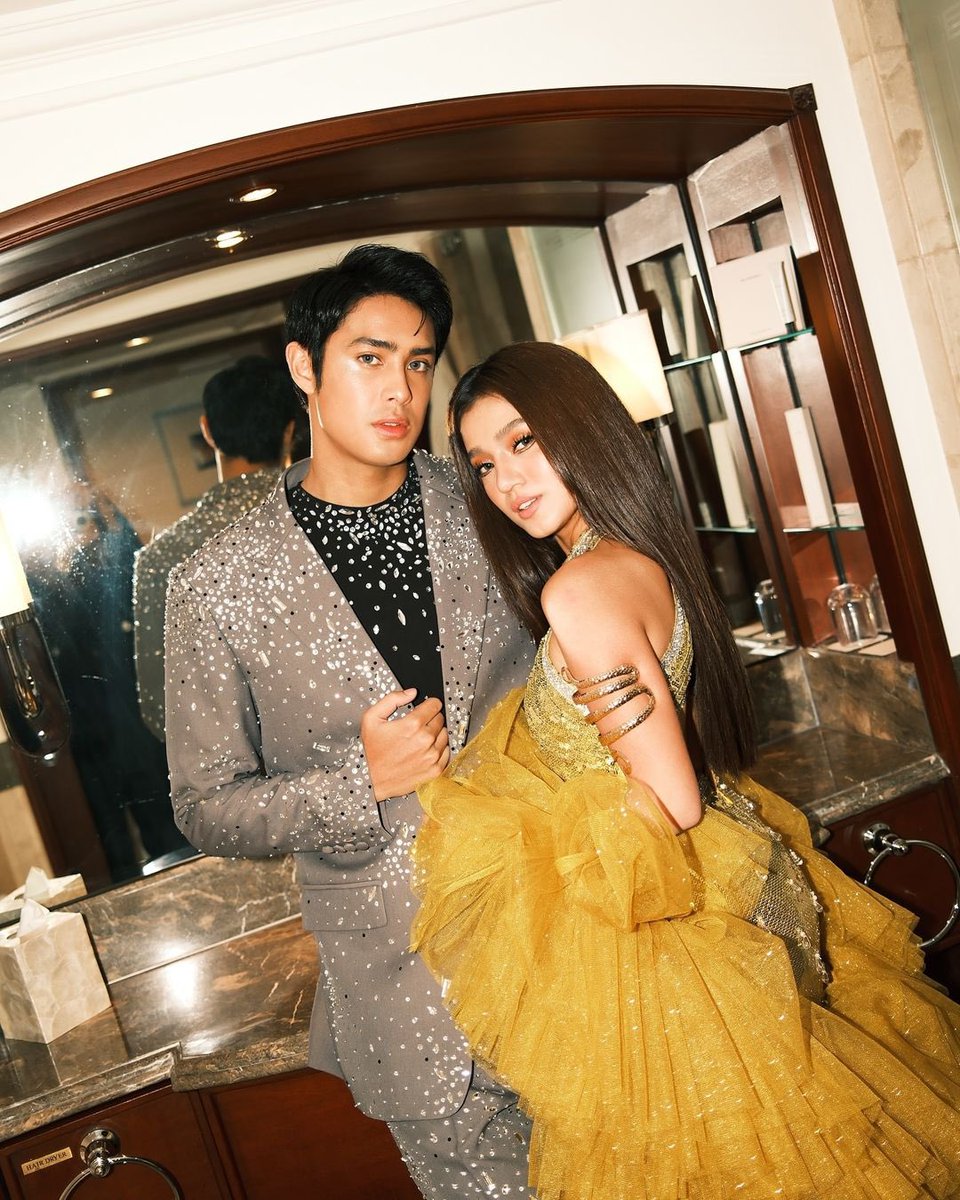 belindoll's tweet photo. MAGSILUHOD KAYO

#DonBelle
#DonnyPangilinan | #BelleMariano https://t.co/3fmOXIGpkW
