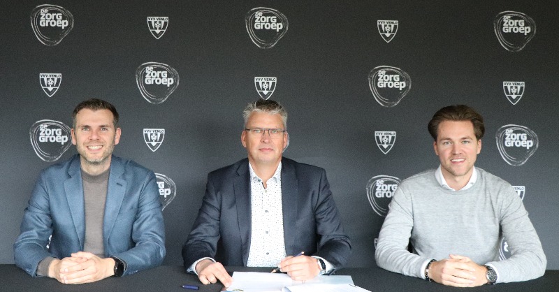 VVVVenlo's tweet photo. 𝐕𝐕𝐕-𝐕𝐞𝐧𝐥𝐨 🤝 𝐃𝐞 𝐙𝐨𝐫𝐠𝐠𝐫𝐨𝐞𝐩

VVV-Venlo verwelkomt De Zorggroep als nieuwe partner. De grootse zorgaanbieder in Noord- en Midden-Limburg omarmt VVV’s missie op het gebied van gezondheid en vitaliteit. ⬇️

#AllesHeejIsVVV