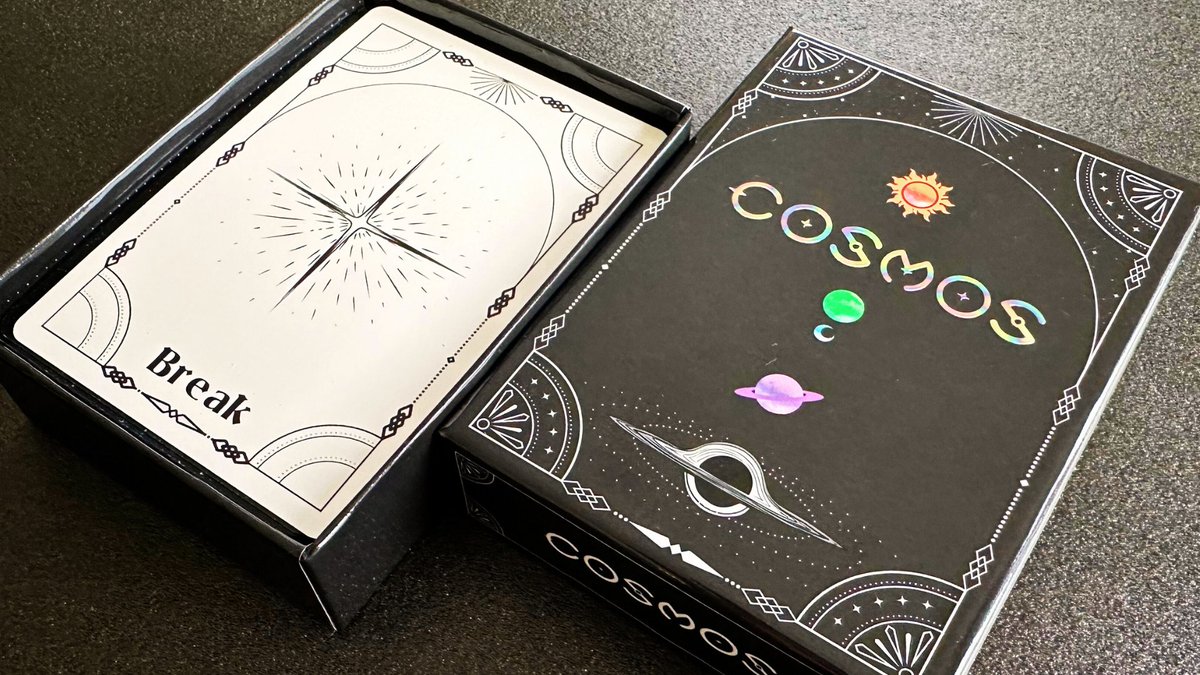 3peace_games's tweet photo. 【🎁ゲムマプレゼント企画🎁】

ゲムマ2024秋新作「COSMOS」を抽選で2名様にプレゼント！

【応募方法】
①このアカウントをフォロー
②この投稿をリポスト
～11/9(土)〆

ゲムマ2024秋でご予約済の方もプレゼントの対象です、当選した方にはDMでお知らせします
#ゲームマーケット2024秋 #ゲムマ2024秋 https://t.co/mh3t4NR5ab