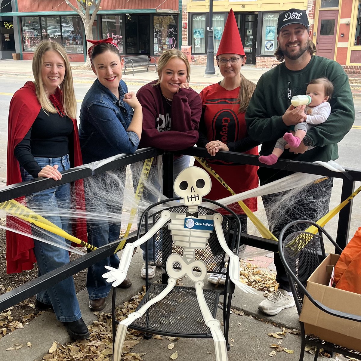 712Initiative's tweet image. 𝕳𝖆𝖕𝖕𝖞 𝕳𝖆𝖑𝖑𝖔𝖜𝖊𝖊𝖓!
We had a 𝙎𝙥𝙤𝙤𝙠𝙩𝙖𝙘𝙪𝙡𝙖𝙧 time at the 100 Block Trick-or-Treat on Monday. 
The weather was 𝘽𝙤𝙤𝙩𝙞𝙛𝙪𝙡 ! 👻 👻 👻

 🎃Wishing everyone a fun and safe Halloween. 🎃