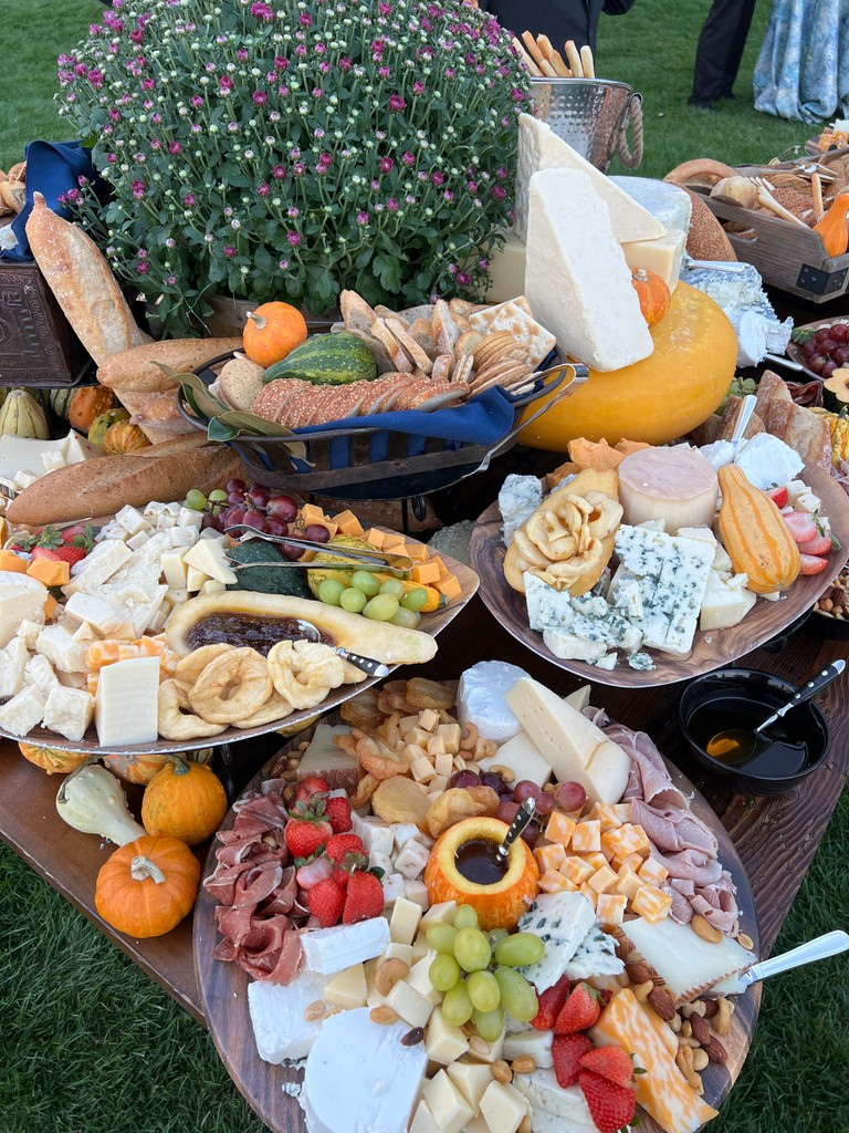 Trick or Cheese! Our Halloween charcuterie is all treats, no tricks—orange cheeses, pumpkin bites, and spooky surprises.

Venue: George Washington’s Mount Vernon @mount_vernon 

#DesignCuisineEvents #DC #WashingtonDC #dcweddingplanners #dcweddings #dcbrides #dcfoodie